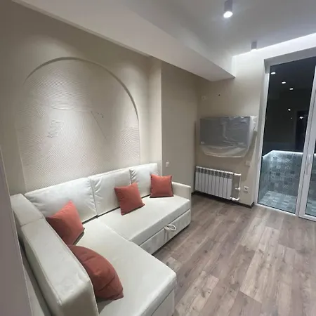Apartment Felix Atraction House 3 *